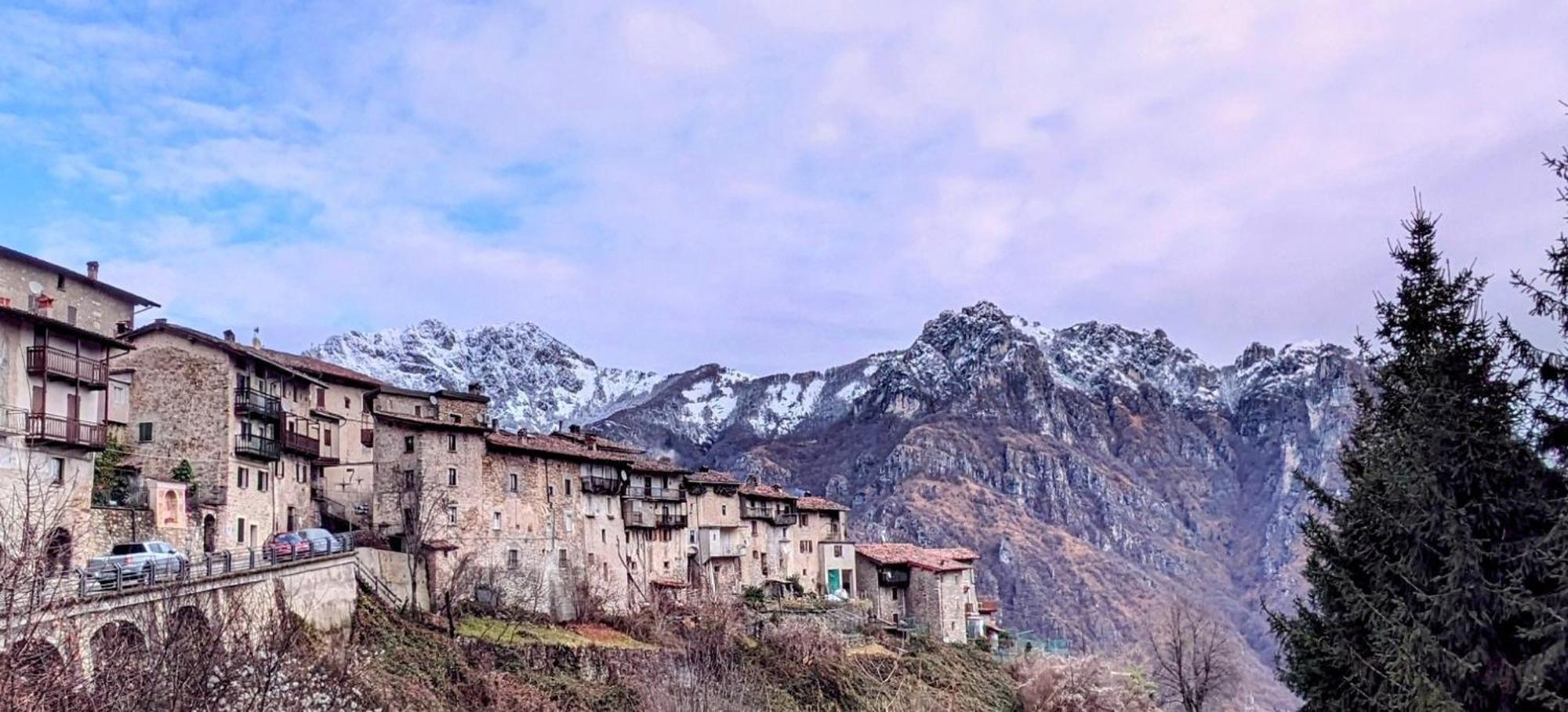 B&B Piccolo Tibet Lavenone Exterior photo