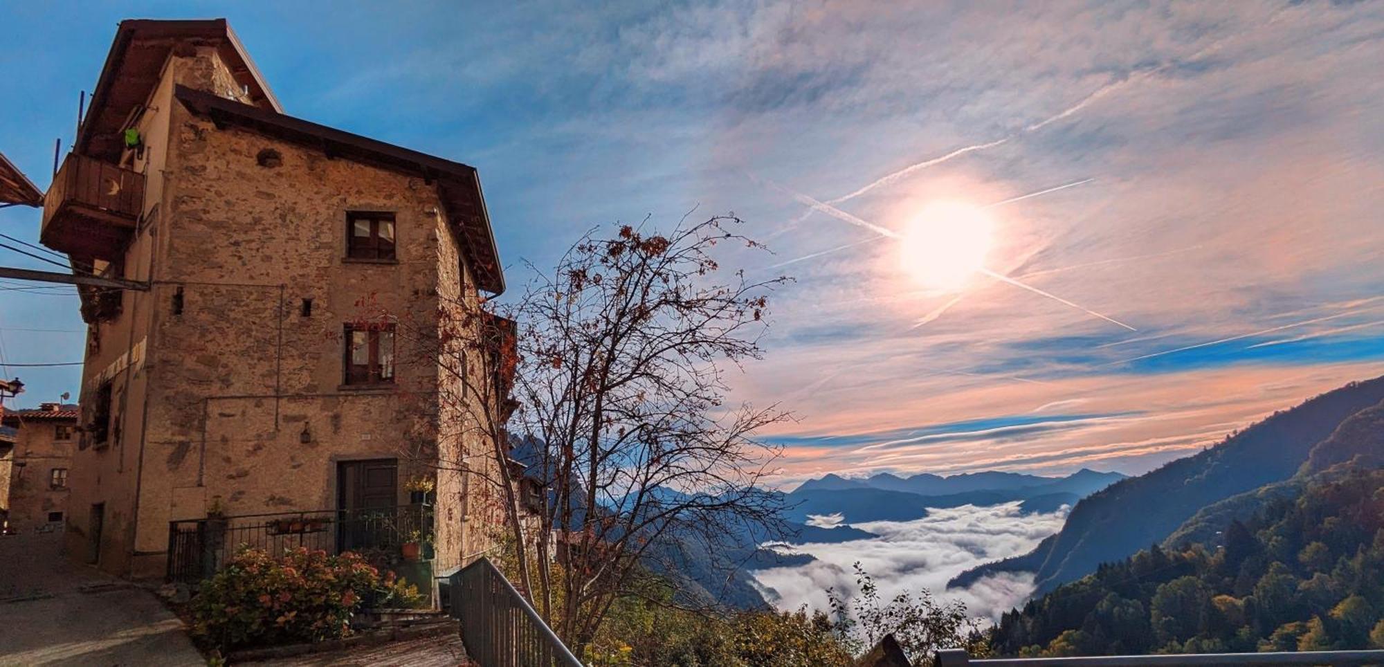 B&B Piccolo Tibet Lavenone Exterior photo