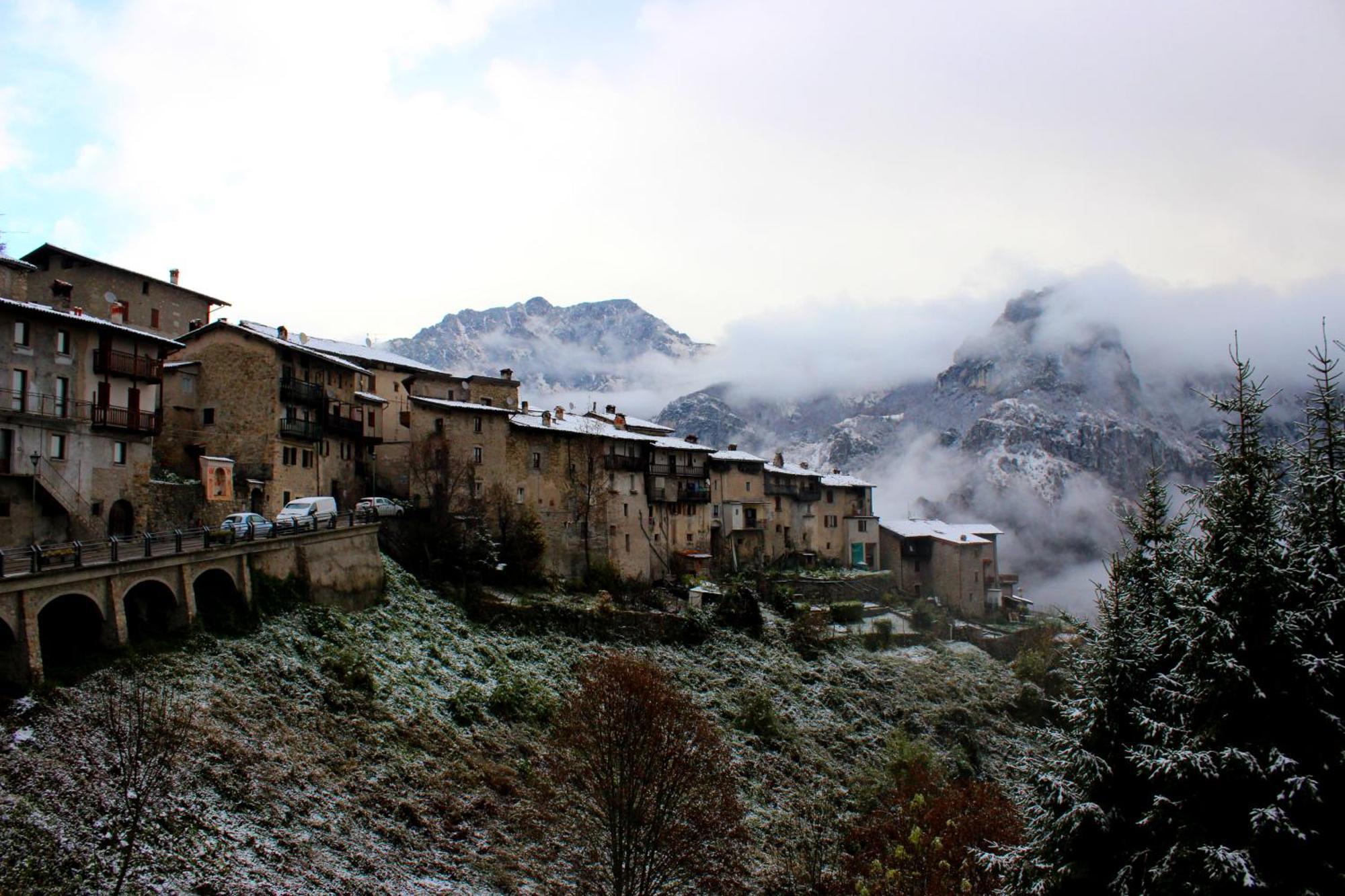 B&B Piccolo Tibet Lavenone Exterior photo